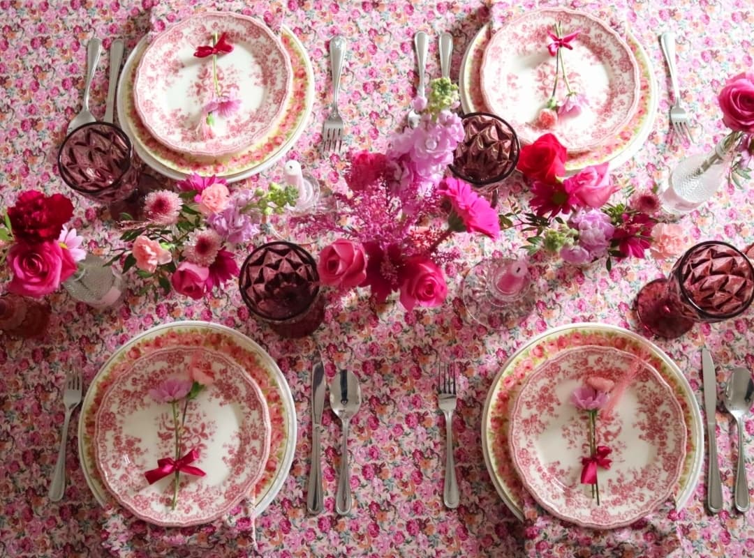 to be revealed tablescape charlotte argyrou blog